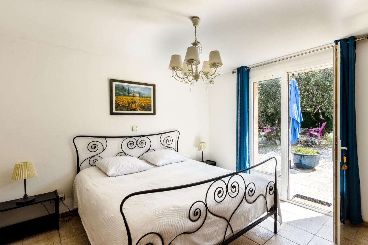 La Rose Des Vents & Spa - Gite Provence Neoules Екстер'єр фото